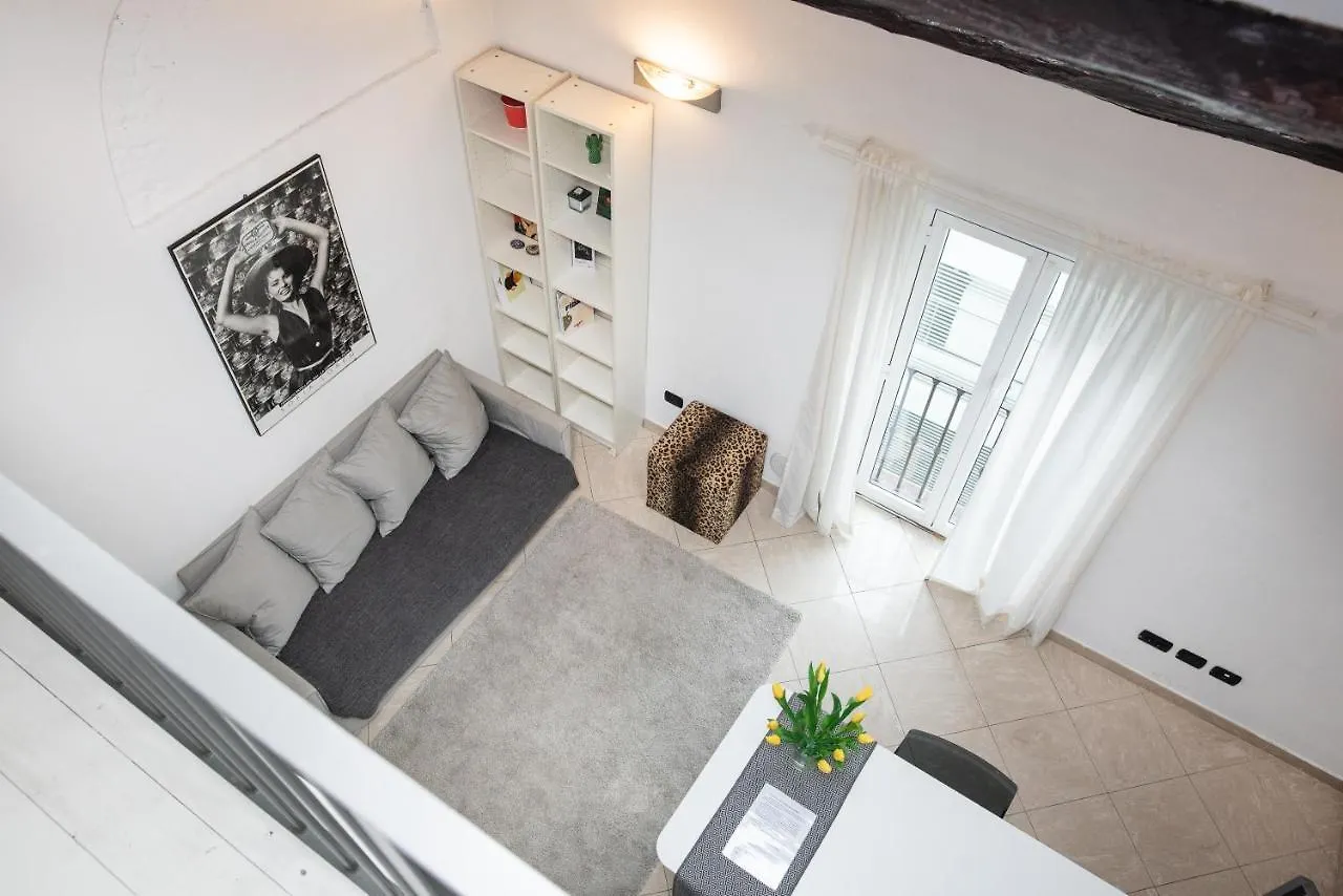 Appartement Cozy Loft In A Fashion District Of Milan 0*,