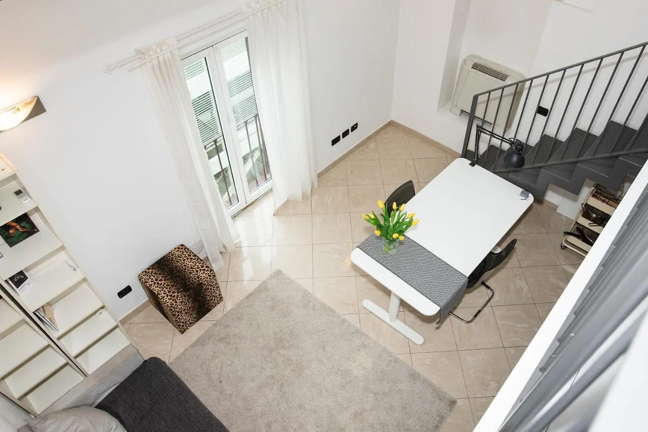 Appartement Cozy Loft In A Fashion District Of Milan 0*,  Italie